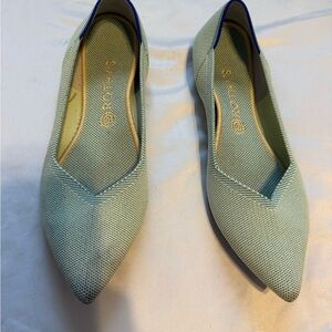 Rothy's Women's Mint Green Flats size 11